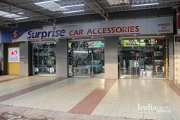 https://www.indiacom.com/photogallery/PNE1078914_Surprise Car Accessories, Car Accessories1.jpg