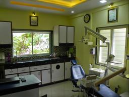 https://www.indiacom.com/photogallery/PNE909265_Abhijit Lele Dental Care Clinic-product2.jpg