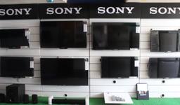 https://www.indiacom.com/photogallery/SAT2107_Shalgar Suvidha - Product - LED TV'S.jpg