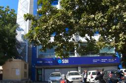 https://www.indiacom.com/photogallery/AHD1100232_State Bank of India_Banks.jpg