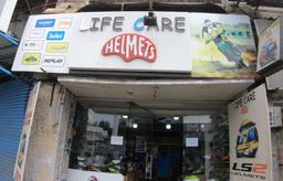 https://www.indiacom.com/photogallery/CNI1141009_Life Care_Helmets.jpg