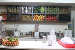 https://www.indiacom.com/photogallery/HYD1254534_Sri Narsing Bhel Puri & Juice Centre-1.jpg