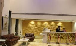 https://www.indiacom.com/photogallery/JLN495_Hotel Saffron1.jpg