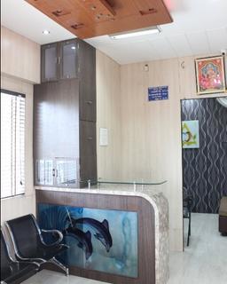 https://www.indiacom.com/photogallery/LAT1361_Yash Super Speciality Dental Clinic - Reception.jpg
