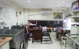 https://www.indiacom.com/photogallery/PNE1075861_Petcetera Small Animal Clinic Interior3.jpg
