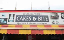 https://www.indiacom.com/photogallery/PNE1202520_Cakes And Bite Store Front.jpg