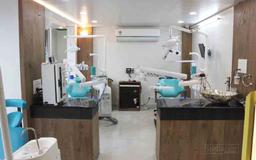 https://www.indiacom.com/photogallery/PNE1217352_Smile Zone Dental Clinic Interior1.jpg