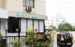 https://www.indiacom.com/photogallery/PNE915790_Hotel Amrita Executive Store Front3.jpg