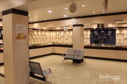 https://www.indiacom.com/photogallery/SAT917956_Chandukaka Saraf & Sons Private Limited, Jewellers & Goldsmiths 2.jpg