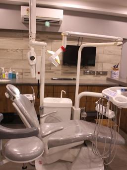 https://www.indiacom.com/photogallery/SUR892533_The Dental Studio - Equipment's1.jpg