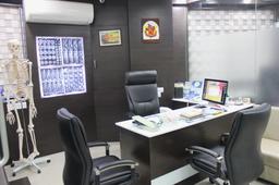 https://www.indiacom.com/photogallery/SUR892541_Dr.s Room.jpg