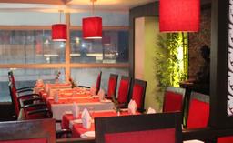 https://www.indiacom.com/photogallery/VPM1047613_Euphoria Restaurant - Interior1.jpg