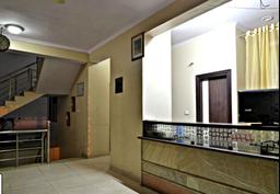 https://www.indiacom.com/photogallery/JPR54607_Hotel Ramsingh Palace-interior2.jpg