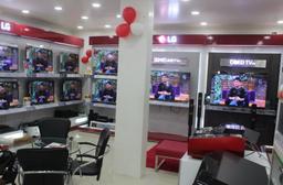 https://www.indiacom.com/photogallery/LAT1380_Shantai Distributers_LED Tv's.jpg