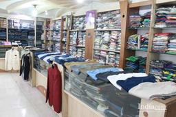 https://www.indiacom.com/photogallery/SOL1005466_Amit Creations, Clothes & Apparels4.jpg
