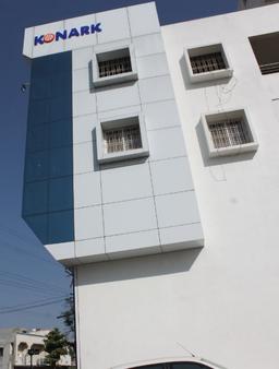 https://www.indiacom.com/photogallery/ANR898929_Konark Construction Promoters & Builders - Front View.jpg