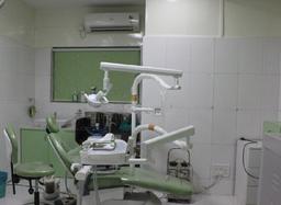 https://www.indiacom.com/photogallery/ANR898943_Sai Care Dental Clinic - Patient Checking room1.jpg