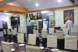 https://www.indiacom.com/photogallery/AUR1089612_Hotel Rana Veg & Non Veg Restaurant-Interior1.jpg