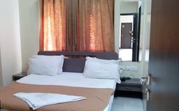 https://www.indiacom.com/photogallery/AUR68068_Hotel New Bharati-Interior1.jpg