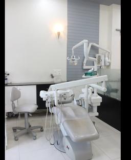 https://www.indiacom.com/photogallery/AUR980780_Sodhi Orthodontic Clinic-Product1.jpg