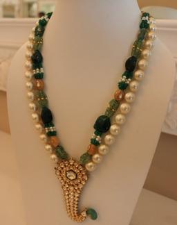 https://www.indiacom.com/photogallery/DLI1054066_Roopchand Jewellery-product2.jpg