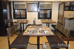https://www.indiacom.com/photogallery/DLN1728_Chetna Dining Bhojnalay, Restaurants5.jpg