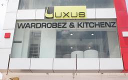 https://www.indiacom.com/photogallery/HYD1140276_Luxus India Private Limited Store Front.jpg