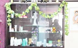 https://www.indiacom.com/photogallery/HYD1239907_Blushes Hair & Beauty Salon & Spa Interior2.jpg