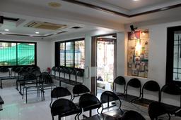 https://www.indiacom.com/photogallery/JAL174666_Waiting Room.jpg