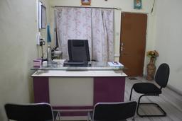 https://www.indiacom.com/photogallery/JAL175983_Dr.s Room1.jpg