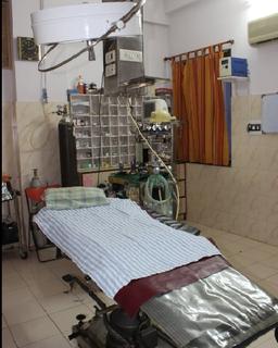 https://www.indiacom.com/photogallery/KOL943928_Janani Maternity & Nursing Home-operation room.jpg