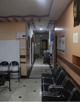 https://www.indiacom.com/photogallery/LAT1347_Komal Hospital - Reception.jpg