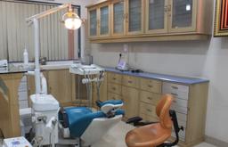 https://www.indiacom.com/photogallery/LAT1351_Gurukul Dental Speciality Clinic_Equipments1.jpg
