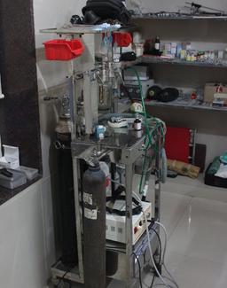 https://www.indiacom.com/photogallery/LAT1367_Malu Hospital - Equipments1.jpg