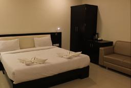 https://www.indiacom.com/photogallery/NAN1822_Hotel Atithi-Interior3.jpg