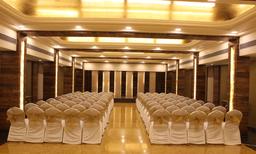 https://www.indiacom.com/photogallery/NAN1824_Hotel Chaandralok - Banquet Hall01.jpg