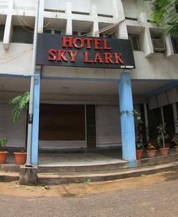 https://www.indiacom.com/photogallery/NGR40580_Hotel Skylark_Hotels.jpg