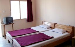 https://www.indiacom.com/photogallery/NSK990317_Hotel Sahyadri - Interior 1.jpg