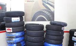 https://www.indiacom.com/photogallery/PNE1077832_Vinayak Tyres- Tyre Product.jpg