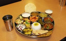 https://www.indiacom.com/photogallery/PNE1143599_Krishna Dining Restaurant Dish.jpg