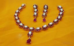 https://www.indiacom.com/photogallery/PNE1151351_Jade Pearls Jewellers Product1.jpg