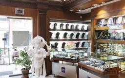 https://www.indiacom.com/photogallery/PNE1186527_Marathe Jewellery Interior.jpg