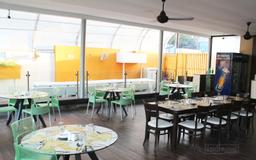 https://www.indiacom.com/photogallery/PNE1197994_Z Plus Restaurant & Bar Interior3.jpg