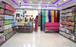 https://www.indiacom.com/photogallery/PNE1198304_Famous Silk & Saree Interior2.jpg