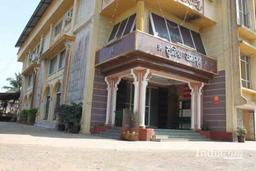 https://www.indiacom.com/photogallery/PNE1245508_Hotel Sumitra Palace, Hotels1.jpg