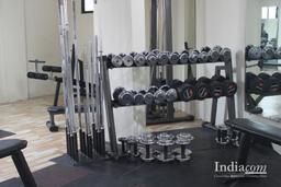 https://www.indiacom.com/photogallery/PNE1245582_VRC Fitness Club, Gym2.jpg