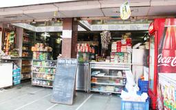 https://www.indiacom.com/photogallery/PNE8560_Goyal Dairy Farms Store Front.jpg