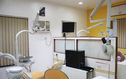 https://www.indiacom.com/photogallery/PNE904386_Sparkle The Dental Clinic Interior3.jpg
