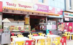 https://www.indiacom.com/photogallery/PNE920254_Tasty Tongues Delhi Chaats Store Front.jpg