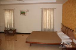 https://www.indiacom.com/photogallery/SIN252_Hotel Mango, Hotels3.jpg